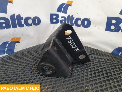 Кронштейн крепления переднего стабилизатора правый