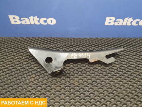 Кронштейн крыла левый