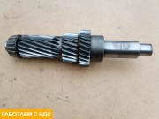 Вал КПП промежуточный